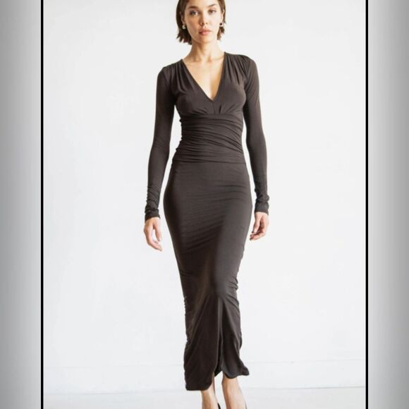 Dresses & Skirts - The Line by K Deep V-Neck Calli Dress Size XS